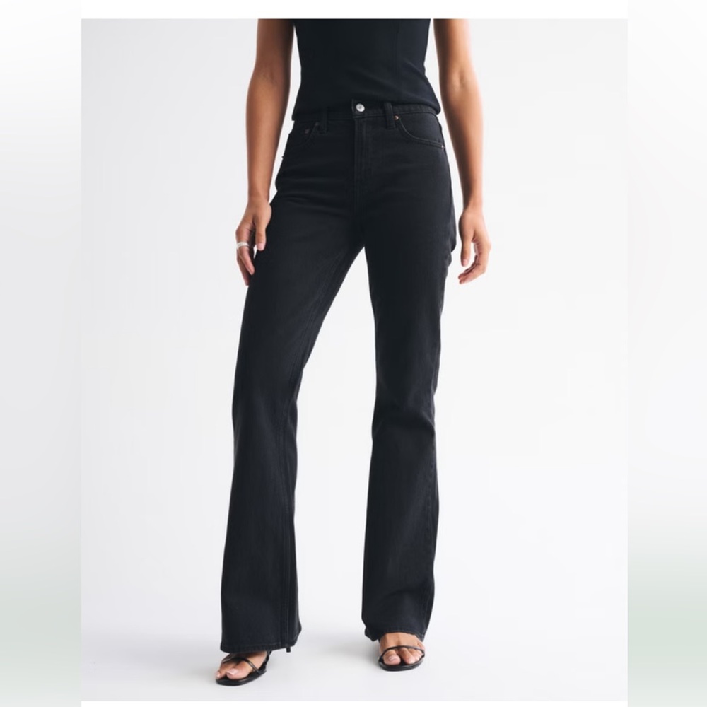 Abercrombie High Rise Vintage Flare Black Size 28 NWT